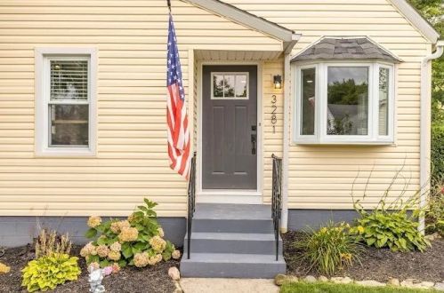 3281 Voeller Ave, Darbydale OH  43123-3123 exterior