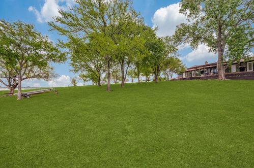 465 Peninsula Dr, Oak Point TX  75068-4324 exterior