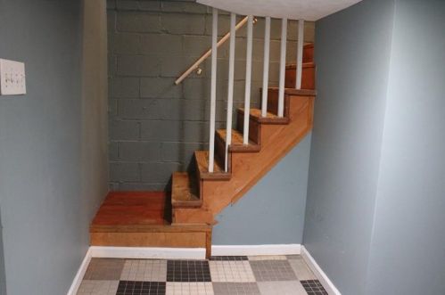 25 Crystal Dr, Oakmont PA  15139-1001 exterior