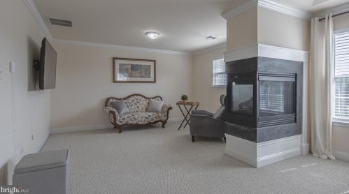 1 Cobalt Ct, Swedesboro NJ  08085-3644 exterior