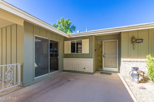 10220 Forrester Dr, Sun City, AZ 85351-2317