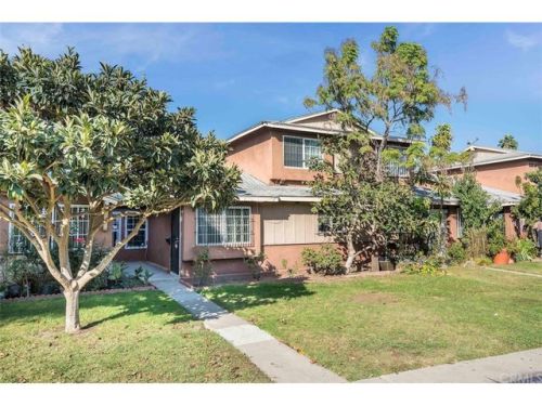 7 Geronimo Ln, Long Beach, CA 90745-5624