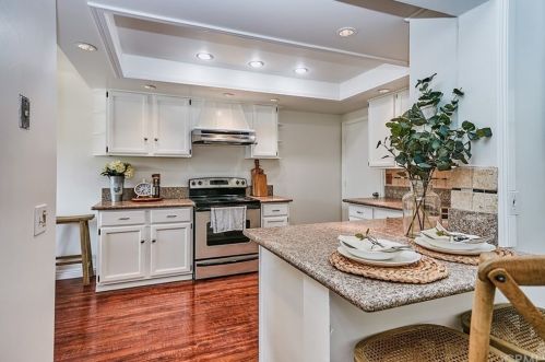 9863 Pacifico Way, Cypress CA  90630-3230 exterior