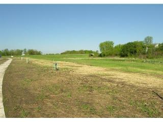 1141 Landings Ln, Minnetrista, MN 55388
