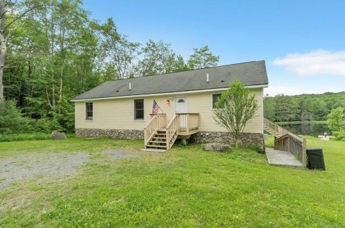 724 Sackett Lake Rd, Monticello NY  12701-4714 exterior