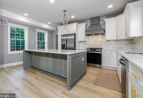 308 Center St, Collingswood, NJ 08108-2411