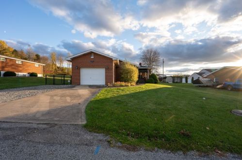 316 Phyllis Dr, Saltsburg, PA 15681-8912