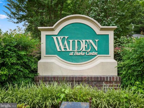 12204 Wye Oak Commons Cir, Springfield VA  22015-2837 exterior