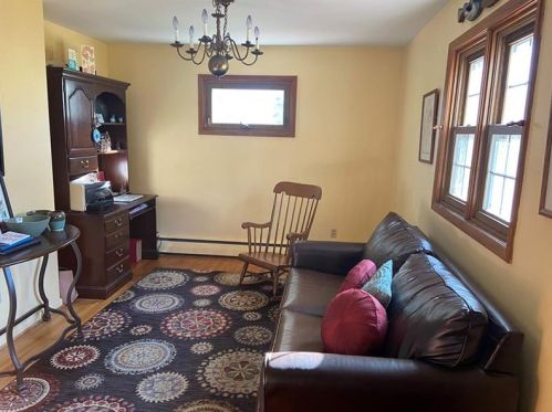 230 Beechwood Rd, New Wilmington, PA 16142-1417