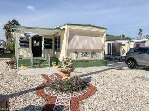 11310 Azalea Ln, Fort Myers Beach, FL 33931-3199