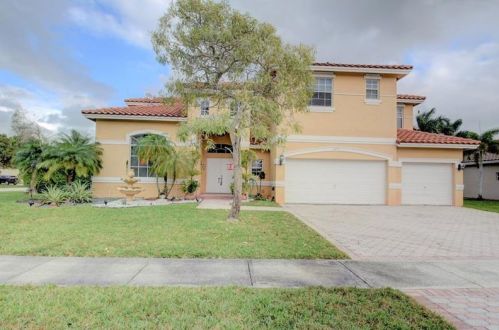 1495 164th Ter, Hollywood, FL 33028-1331