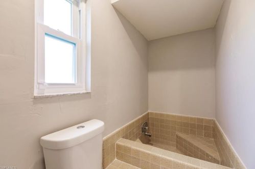 3749 6th Ave, Cape Coral FL  33904-5204 exterior