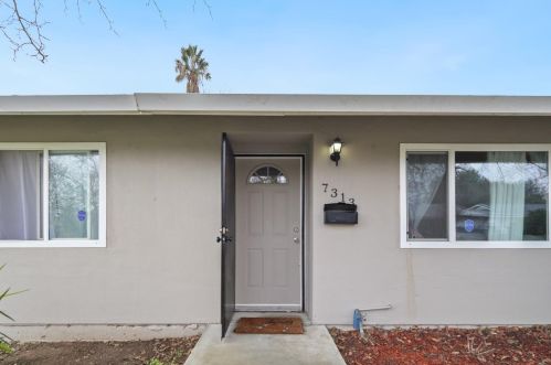 7313 Hutchins Way, North Highlands CA  95660-3437 exterior