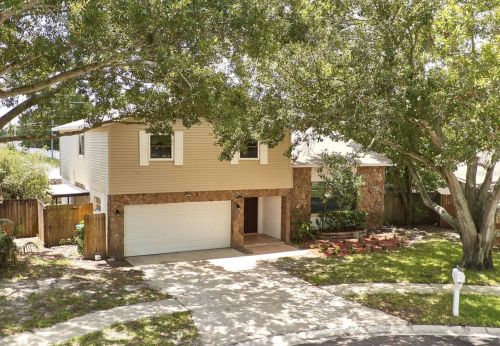 7806 Ashford Ct, Saint Petersburg, FL 33709-1208