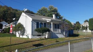 851 Walnut St, Wilkes Barre, PA 18709-1023