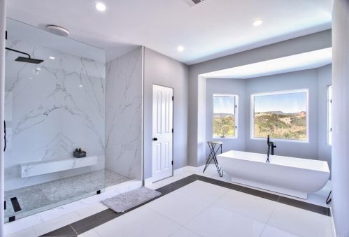 47480 Sandia Creek Dr, Temecula CA  92590-4129 exterior