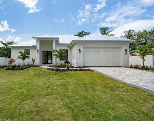 1208 Royal Palm Dr, Naples FL  34103-4823 exterior