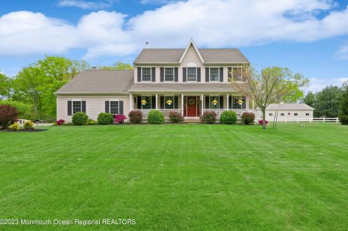 24 Buckalew Ln, Plumsted Township, NJ 08533-2031