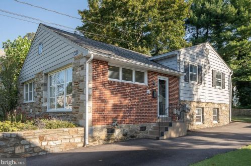 627 Grand Ave, Pittsburgh, PA 19083-3223