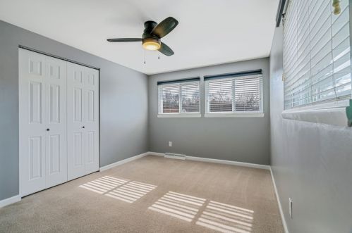 2422 Rolling Farms Rd, Glenshaw PA  15116-2564 exterior