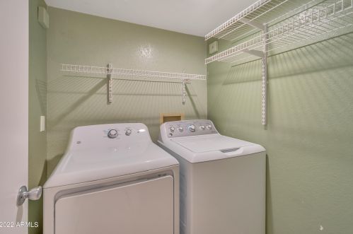 16201 42nd St, Phoenix AZ  85048-7401 exterior