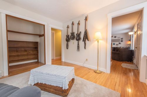 132 Old Mill Pond Rd, Henniker NH  03242-3152 exterior