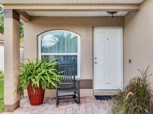 5549 New Cambridge Rd, Orlando, FL 32810-6615