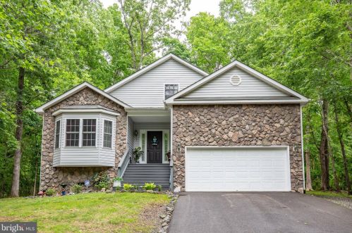 713 Eastover Pkwy, Locust Grove VA  22508-5219 exterior