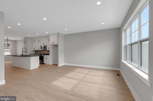 328 Walnut St, Collegeville PA  19426-3601 exterior