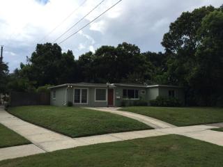 903 Mayfair Cir, Orlando, FL 32803-6525