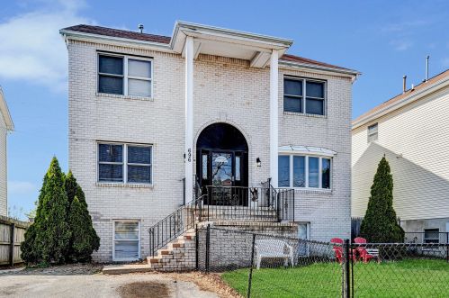696 Park Ave, Lakewood, NJ 08701-3440