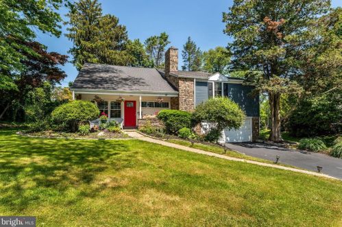 4017 Crescent Ave, Miquon, PA 19444-1632