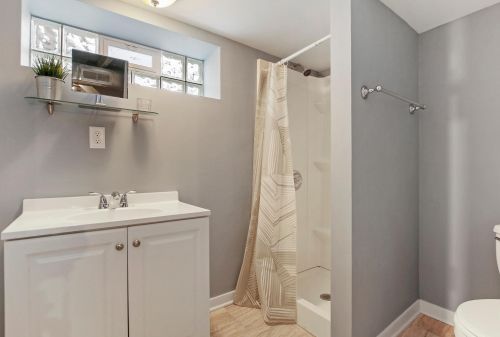 7123 22nd Ave, Kenosha WI 53143-5314 exterior