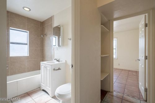 1200 Hampton St, Tucson AZ 85712-2313 exterior