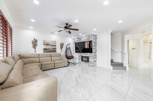 41231 Crooked Stick Dr, Temecula CA  92591-3962 exterior