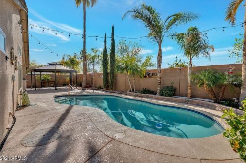 9617 Obispo Ave, Mesa, AZ 85212-2103