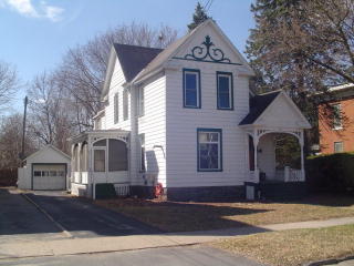 117 Court St, Plattsburgh, NY 12901-2731