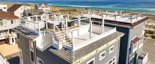 5 Fort Ave, Pelican Island NJ  08751-1512 exterior