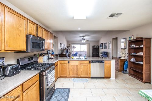 18221 144th Ave, Sun City AZ 85374-4239 exterior