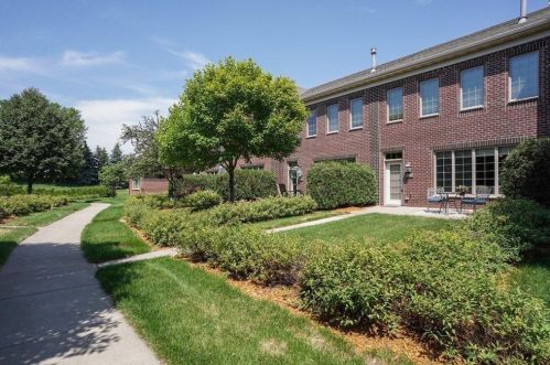 12450 Flanders Ct, Minneapolis, MN 55449-5199