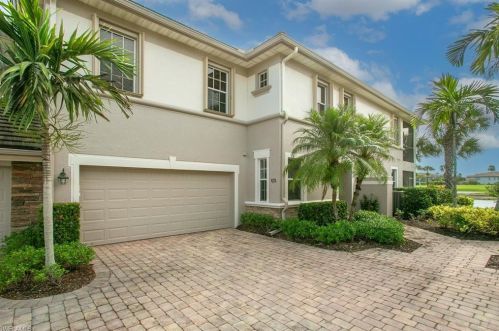 8743 Coastline Ct, Naples, FL 34120-4484