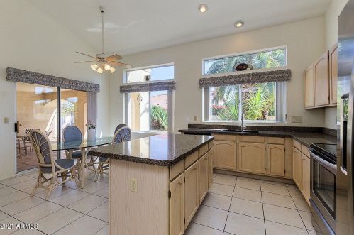 2211 Lynwood St, Mesa, AZ 85213-2227