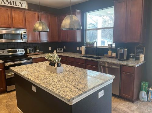 10033 Cherry Hill Ln, Aubrey, TX 76227-8551