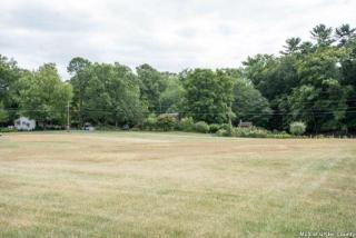 49 Deyo St, Tillson, NY 12486-1108