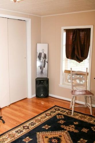 220 10th St, Connellsville PA  15425-2413 exterior