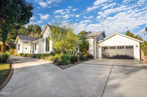 11121 Valley Spring Ln, North Hollywood, CA 91602-2634