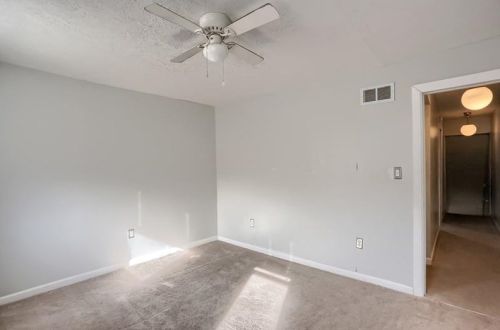 344 Maplewood Ave, Ambridge PA 15003-2521 exterior