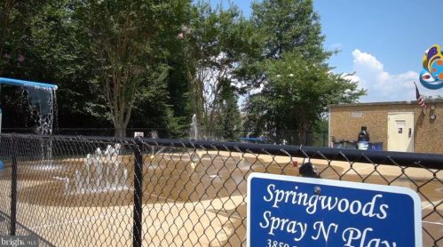 12367 Wadsworth Way, Woodbridge VA  22192-6246 exterior