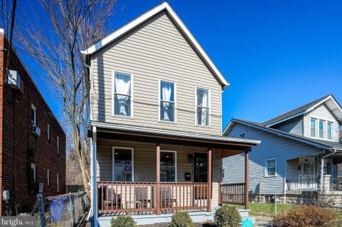 3305 Brothers Pl, Washington, DC 20032-1690