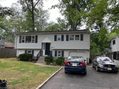 11 Laurelton Rd, Parsippany NJ  07054-3238 exterior